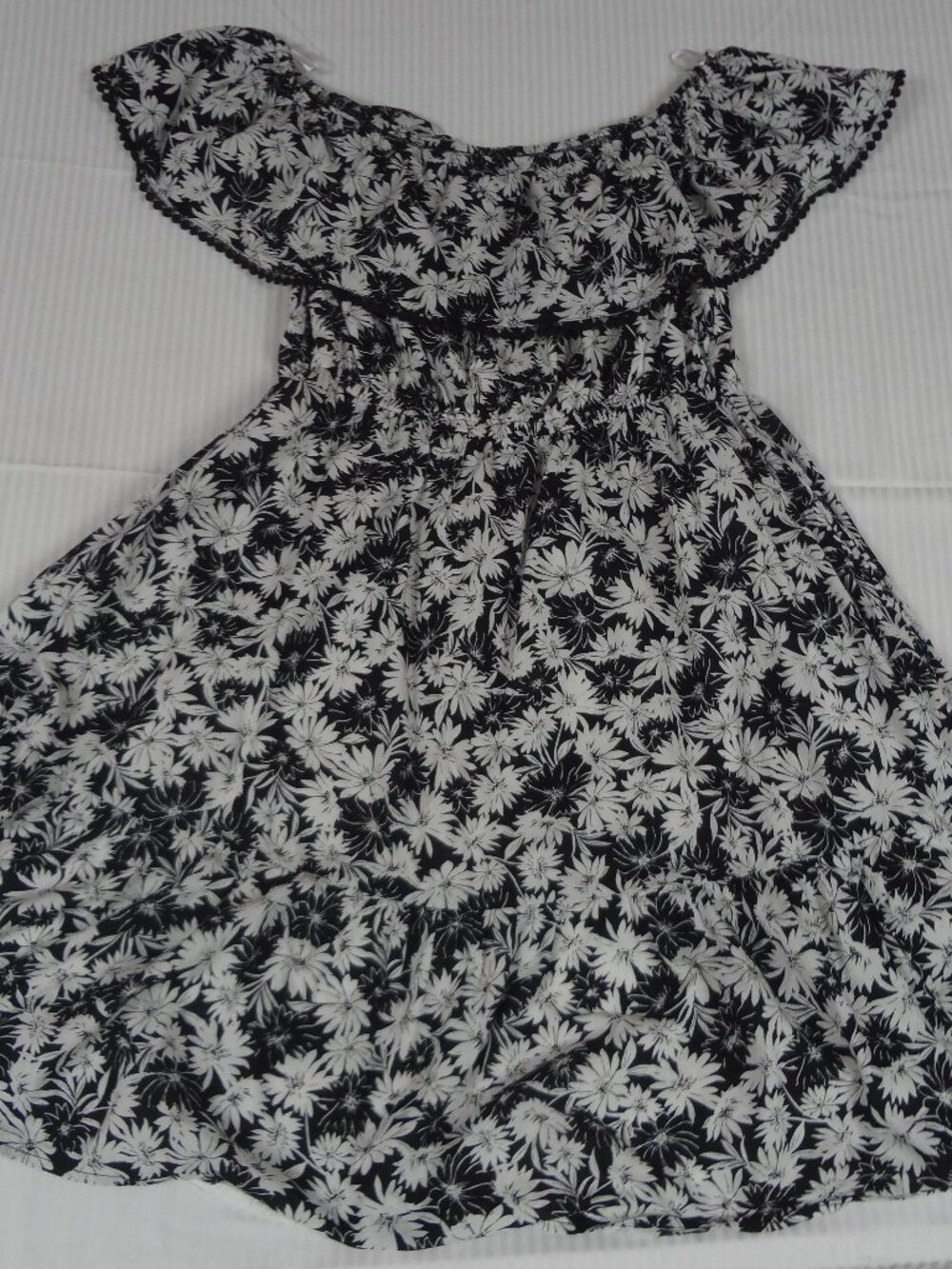 TERRA & SKY BLACK WHITE FLORAL OFF SHOULDER RUFFLE DRESS PLUS SIZE 0X 14W M102